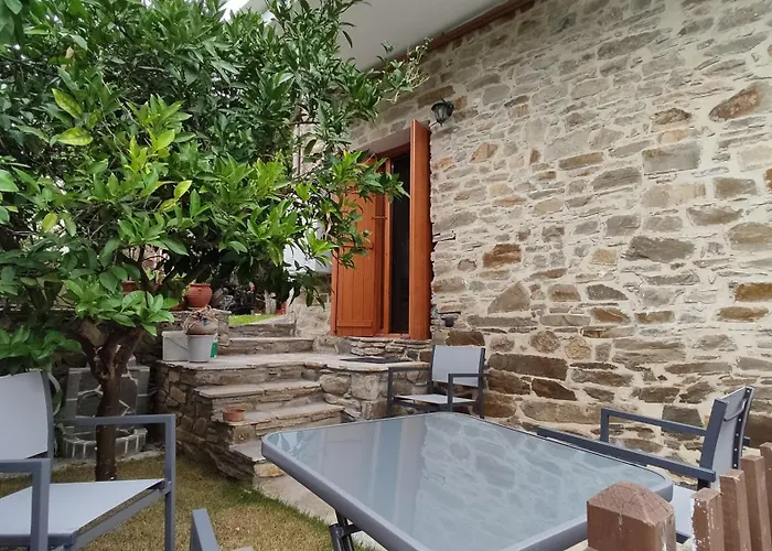 Maion: Traditional House - Old Village Nikiti (Sithonia)
