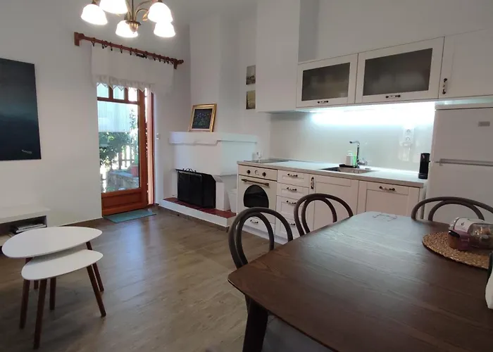 Maion: Traditional House - Old Village Villa